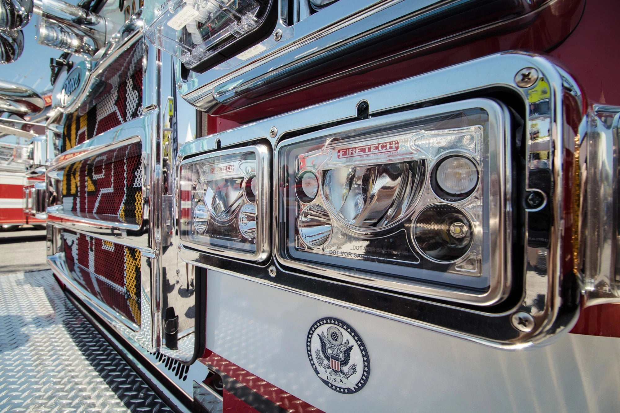 4" x 6" LED Headlight