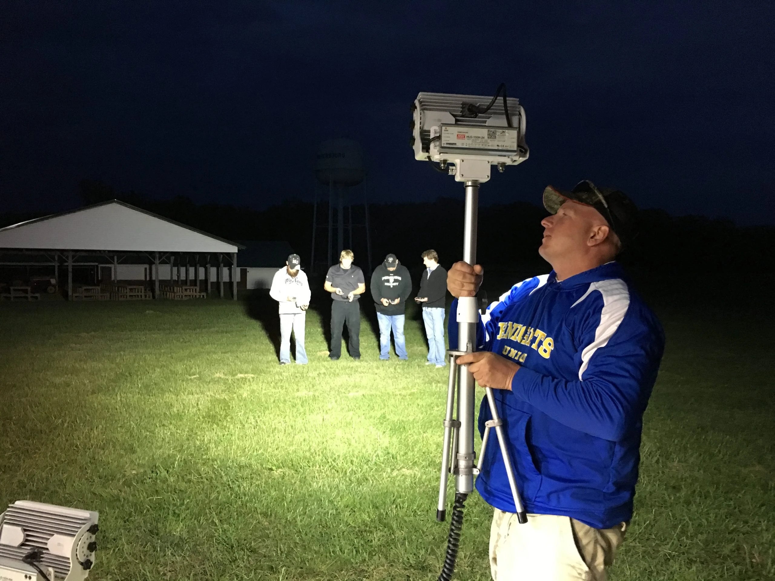 20,000 Lumen Pole-Mounted LED Scene Light