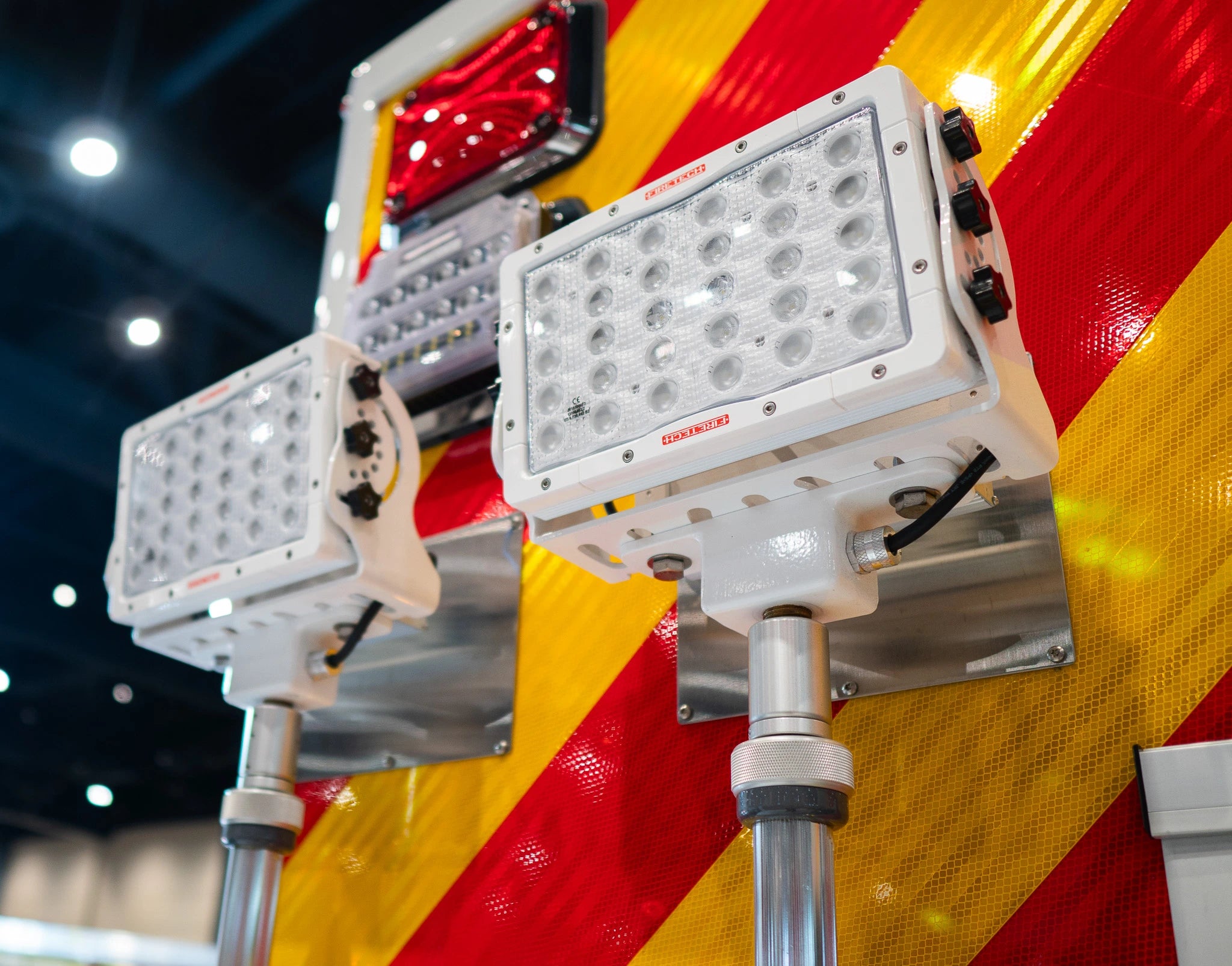 20,000 Lumen Pole-Mounted LED Scene Light